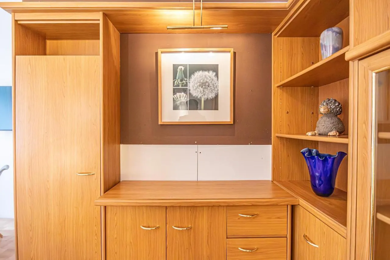 Appartement Cozy City Center Retreat 2Br Apt. Homelike Comfort Wenen