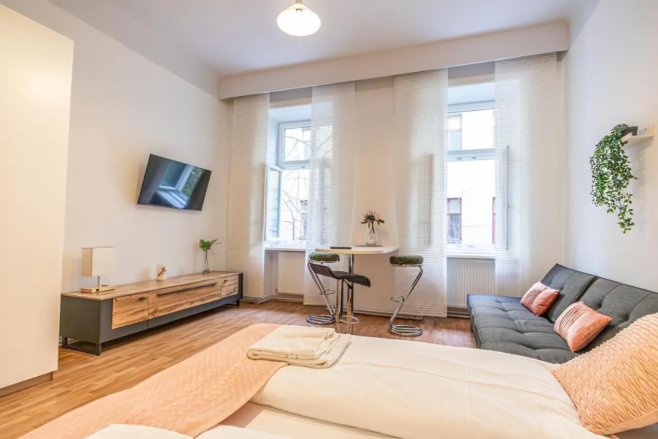 公寓 Cozy City Center Retreat 2Br Apt. Homelike Comfort 维也纳